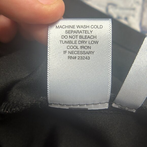 EUC 7th Avenue New York & Co Design Studio Women's Black Blouse Size Small - Picture 9 of 11